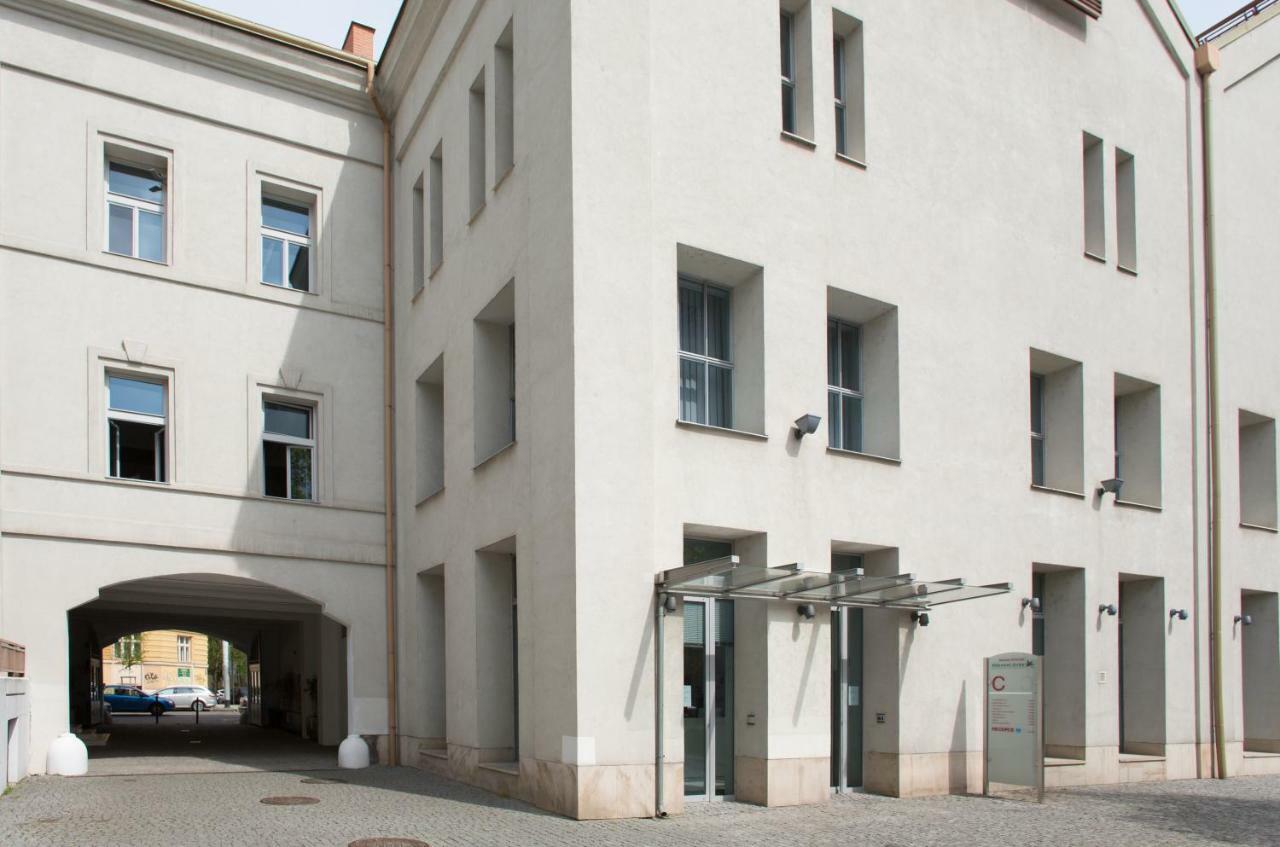 Teichmann Premium Apartments Prag Exteriör bild